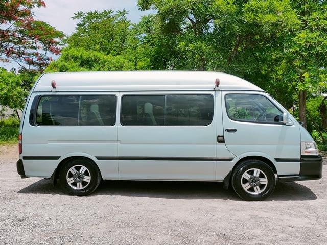 TOYOTA HIACE 3.0 MT ดีเซล ปี 2004 รถตู้พร้อมใช้ ขายถูก T.086-527-9533 3