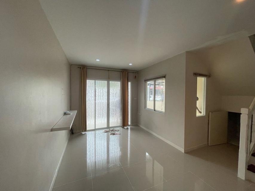 ให้เช่า ทาวน์เฮ้าส์ 2 ชั้น หมู่บ้านพิศาล สุวรรณภูมิ (โครงการ 2-1) 20 ตรว 113 ตรม. 3 นอน 2 น้ำ 2