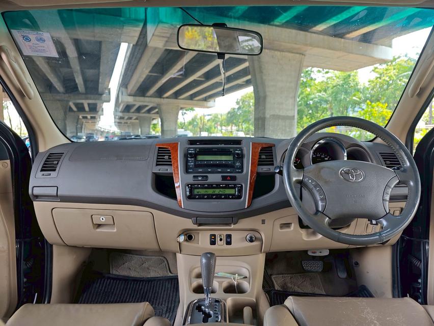 Toyota Fortuner 2.7 V 2WD AT ปี 2009 11