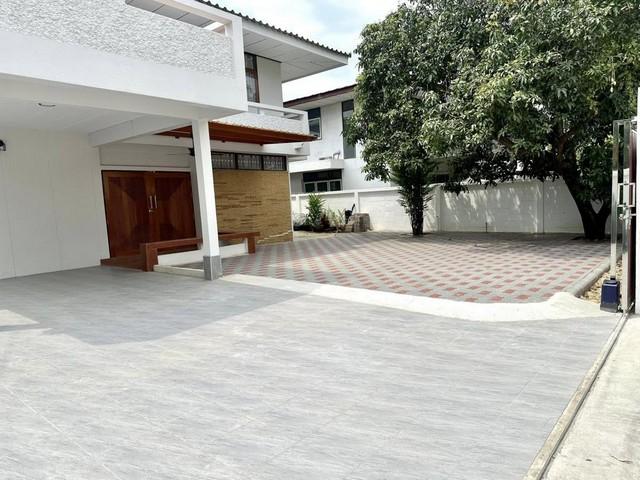 PB5360 ให้เช่าบ้านเดี่ยว ซอยสุขุมวิท101/1 ย่านวชิรธรรม ตกแต่งเฟอร์นิเจอร์ครบพร้อมอยู่ ทำเลใกล้ BTS