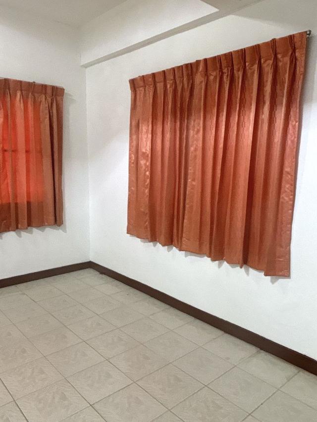 ขายบ้านเดี่ยว 2 ชั้น พร้อมอยู่ ซอยฉลองกรุง 25 เขตลาดกระบัง จังหวัดกรุงเทพมหานคร 5