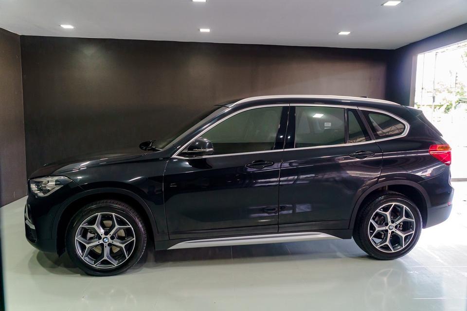 BMW X1 sDrive18d xLine (F48) รถบ้านมือเดียว วิ่งเพียง 10x,xxx โลเท่านั้น เข้าศูนย์ทุกระยะการใช้งาน ปี 2017 Dieselสภาพสวยมากกกก