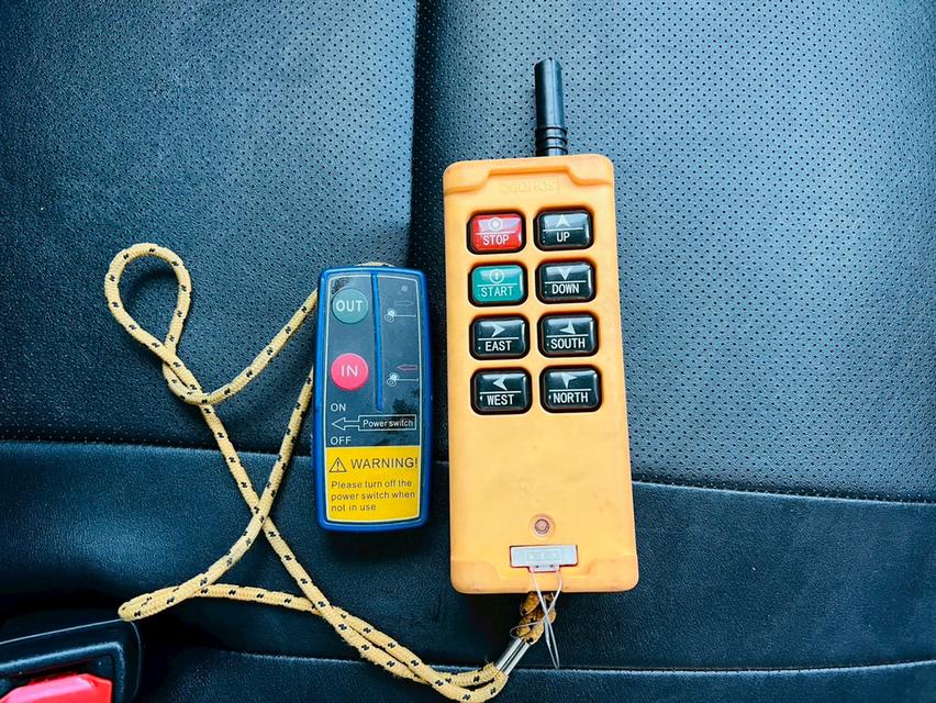 🏗️ รถสไลด์สายสร้างตัว เครื่อง 2.8 แรงจัด สภาพป้ายแดง! 🏗️ TOYOTA REVO 2.8 ENTRY ปี 2023 ไมล์แท้แค่ 14,xxx กม. พร้อมทำเงินทันที! รูปที่ 12