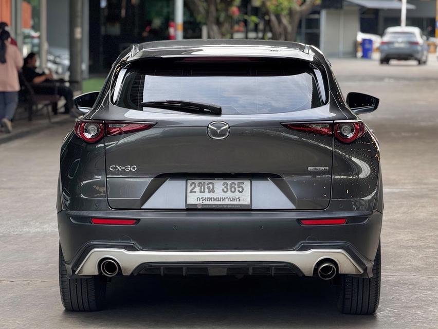 Mazda CX-30 2.0 SP  TOP. ปี 2021 สีเทาดำ     ออ รูปที่ 5