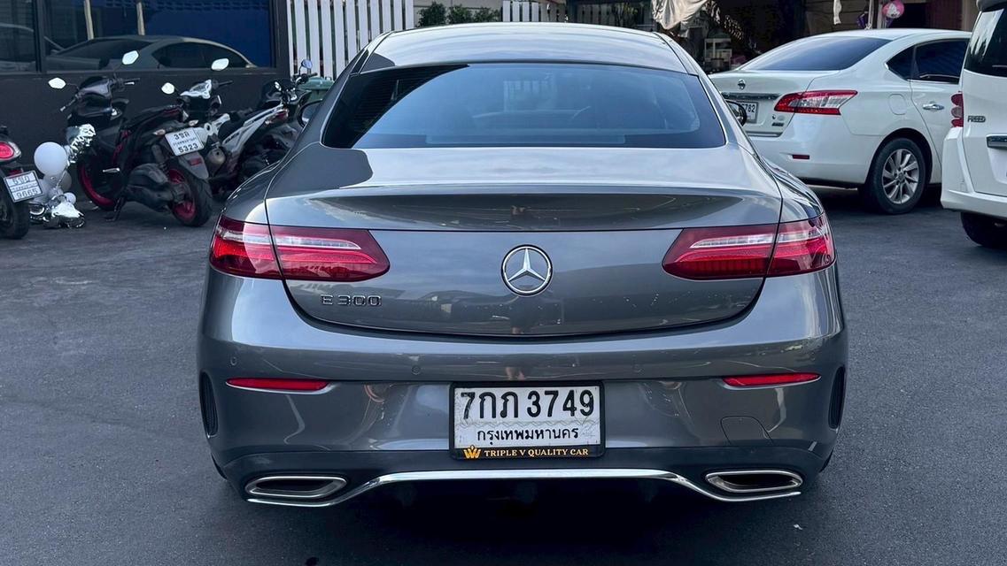 รหัสรถ TPV3749 BENZ E300 2.0 AMGปี : 2017 3