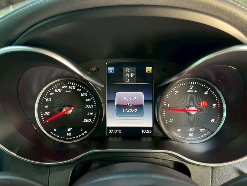 Mercedes-Benz GLC250d 4MATIC AMG Dynamic รถปี 2018 จดทะเบียนปี 2019 13