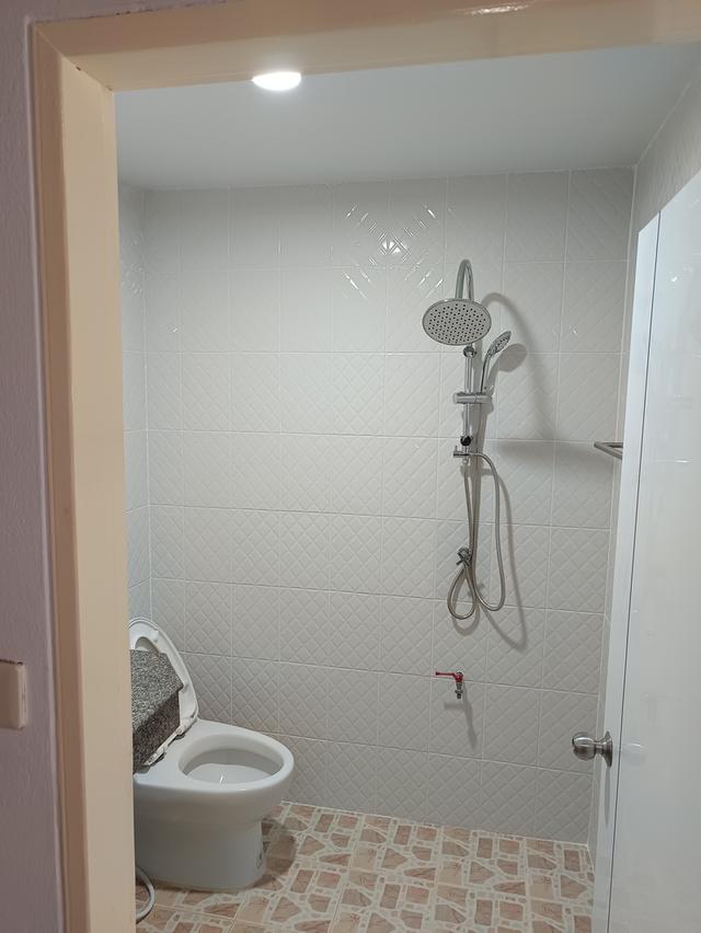 บ้านทาวน์เฮ้าส์ ผนังสองด้านไม่ติดกัน ใกล้รถไฟฟ้าสายสีแดงดอนเมือง 10