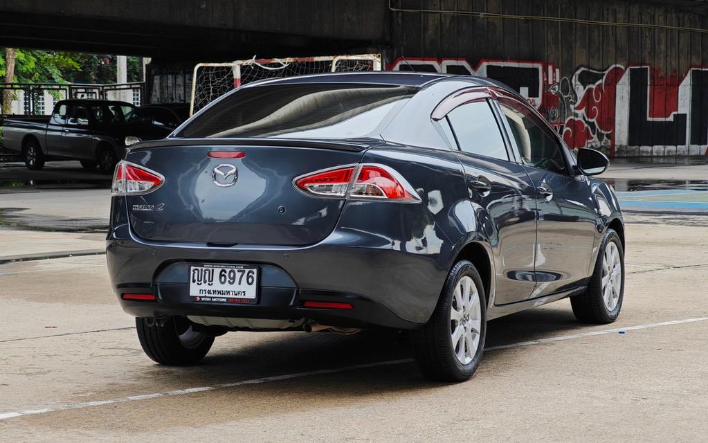 Mazda-2 Sedan auto ปี 2010  4