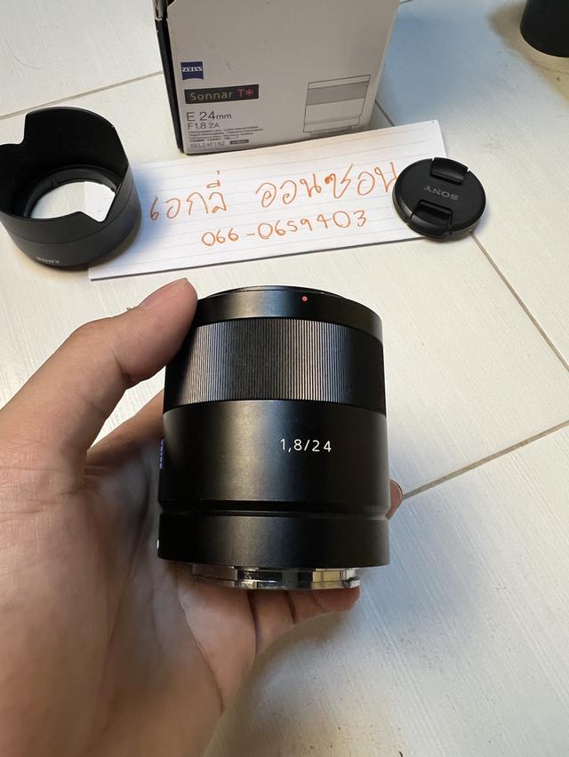 Sony E 24 mm F1.8 ZA 3
