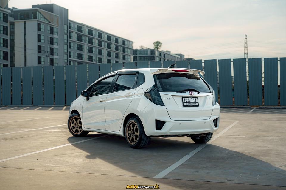 รถยนต์ Honda jazz gk 2014 3