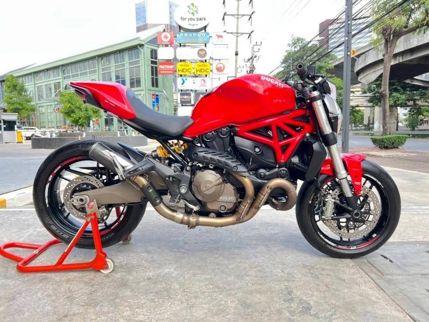 Ducati Monster 821 ปล่อยต่อรถหล่อๆ