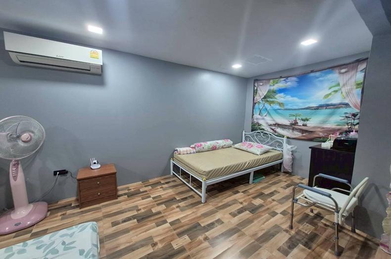 ทาวน์เฮาส์ หมู่บ้านบางใหญ่ซิตี้ (ซอย15) เนื้อที่ 18 ตร.ว. ใกล้ตลาดบางใหญ่ ถนนกาญจนาภิเษก ตำบลเสาธงหิน อำเภอบางใหญ่ นนทบุรี 9