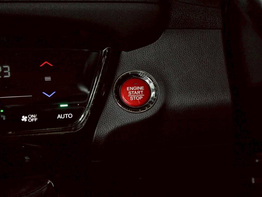 HONDA HRV, 1.8 E LIMITED ปี 2015 โฉม ปี14-21  15