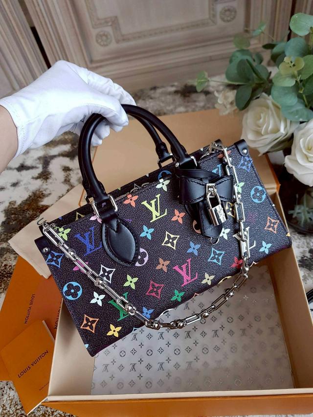 LV x TM ONTHEGO EAST WEST CHAIN  ✅ (12,500฿)🔥 size : 13 x 10 x 25 cm 10