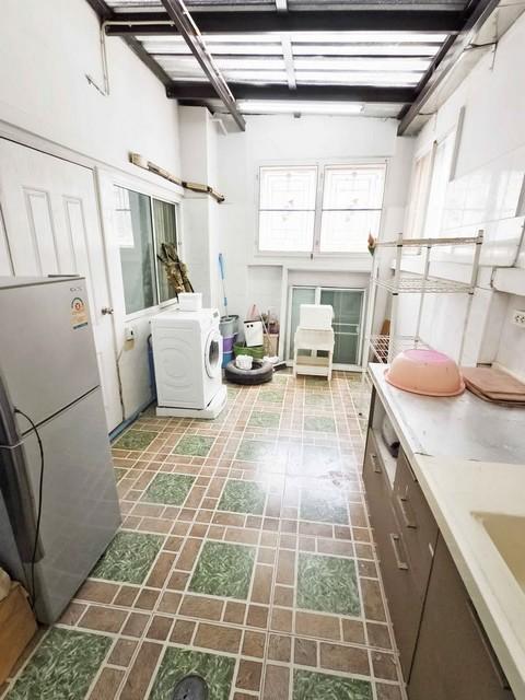 ขายทาวน์โฮม 3.5 ชั้น หลังมุม หมู่บ้านดิแอททิคไลท์ (The Attic Lite) แจ้งวัฒนะ 24 ใกล้ BTS สายสีชมพู 4