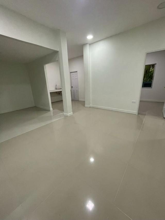 ขายบ้านเดี่ยว ชั้นเดียว เนื้อที่ 37.3 ตรว.  หมู่บ้านเพ็ญศิริ 3 ถนนมิตรไมตรี 6/5  6