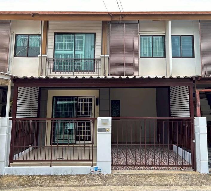 ให้เช่าทาวน์เฮาส์ 2 ชั้น หมู่บ้านพฤกษาวิลล์ พัฒนาการ 32 ใกล้ APL หัวหมาก พร้อมอยู่ (N.1710) 1