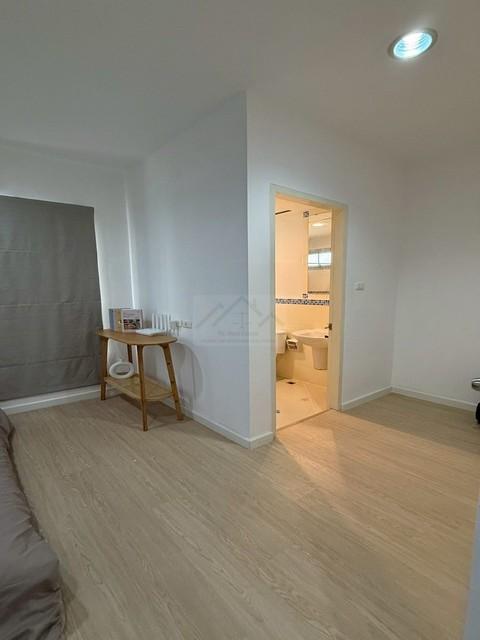 ให้เช่าโฮมออฟฟิศ 3 ชั้น 261 ตรม. โครงการบ้านกลางเมืองรอยัลโมนาโค ศรีนครินทร์ 24 ใกล้ MRT สายสีเหลือง ใกล้ซีคอน 6