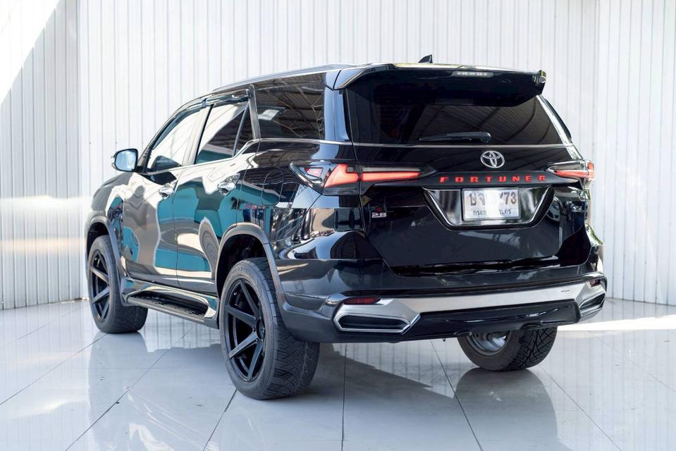 Toyota Fortuner 2.8V 4wd ปี16 รูปที่ 6