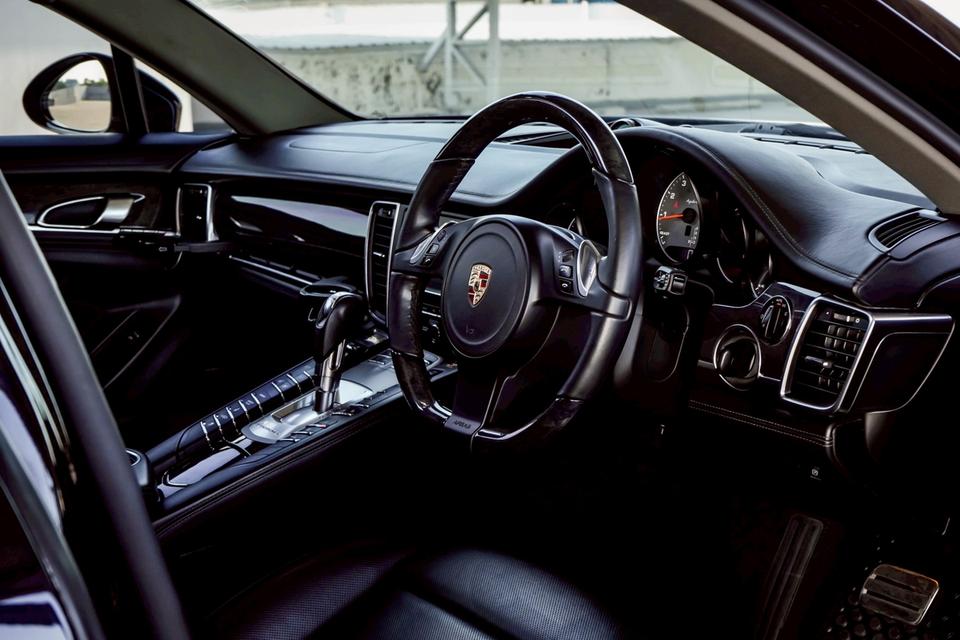Porsche Panamera S 3.0 Hybrid รูปที่ 3