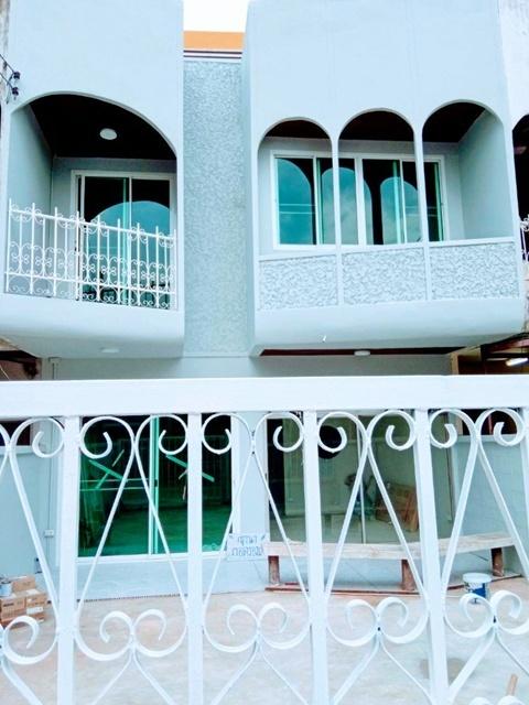 ทองหล่อ ใหญ่มาก ทาวน์เฮาส์ 2 ชั้น 4นอน พัฒนาการ 21-25 BTSเอกมัย 2.5กม. 2 น้ำ ทางด่วนพัฒนาการ 35ตร.ว. 180ตร.ม รร.นานาชาติ รูปที่ 6