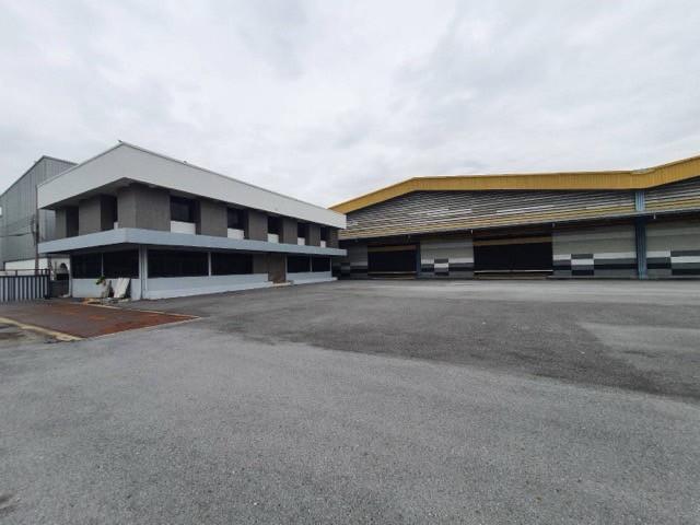 ให้เช่าโกดังพร้อมสำนักงาน 10500 ตร.ม. เนื้อที่ 6ไร่ 2งาน ถนนปู่เจ้าสมิงพราย สมุทรปราการ พื้นที่สีม่วง 6