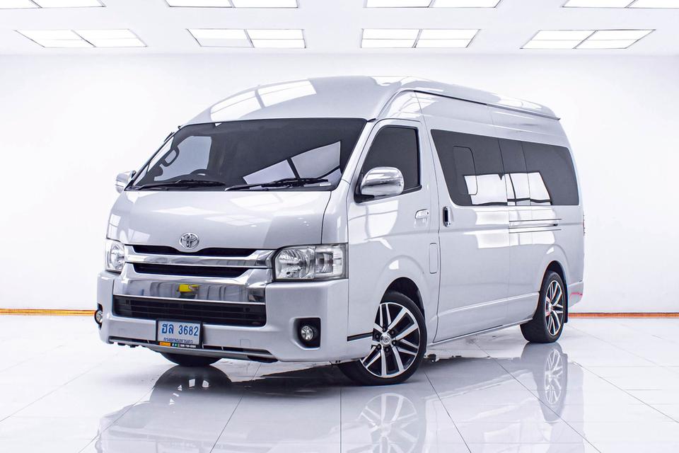 TOYOTA COMMUTER 3.0 D4D 2015 