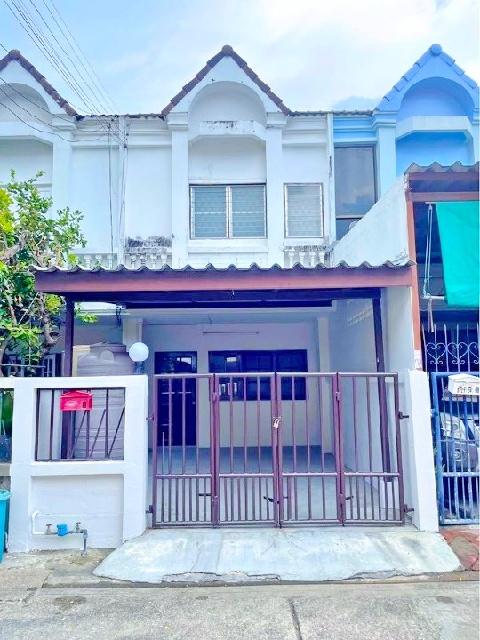 ทาวน์เฮาส์ 2 ชั้น รีโนเวทใหม่ 3 นอน 2 น้ำ ไม่มีเฟอร์ 20 ตร.วา.160 ตร.ม.ม.ราชภัฏจันทรเกษม 3.8 กม. 1