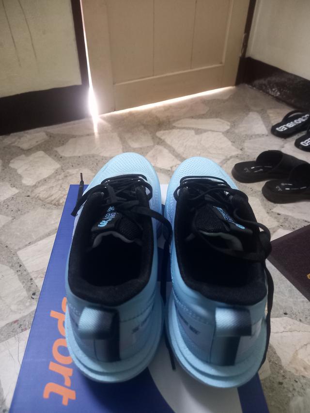 ร้องเท้าวิ่ง IQ SPORT ไม่เคยผ่านการใข้งาน ไม่เคยใส่