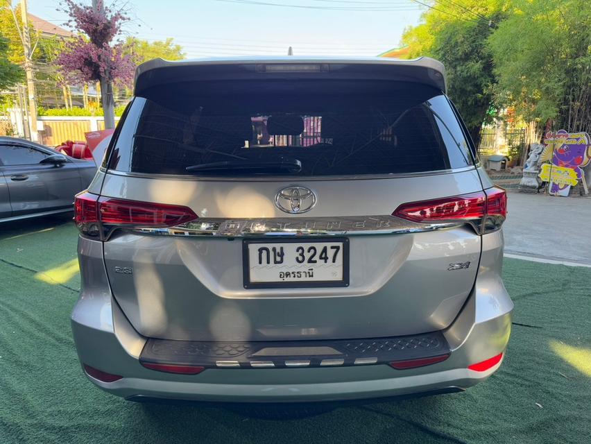 TOYOTA FORTUNER 2.8 V 4WD   เกียร์ AT ปี 2018 6