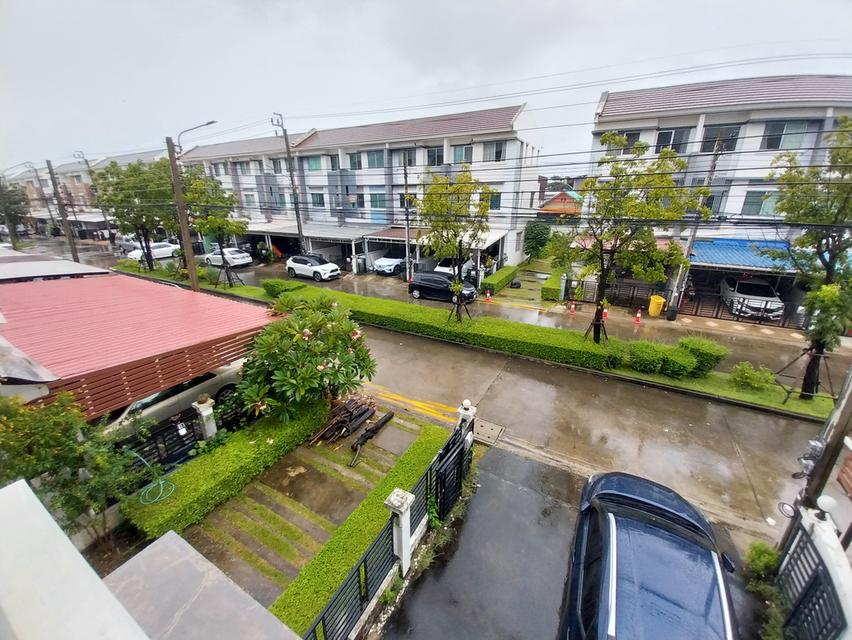 ทาวน์โฮมห้องมุม 3 ชั้น หมู่บ้านทาวน์พลัสเทพารักษ์ บางพลี สมุทรปราการ 16