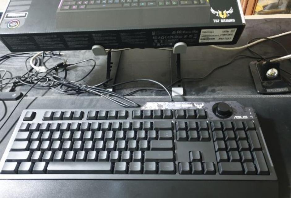 คีย์บอร์ด Asus Tuf Gaming K1 4