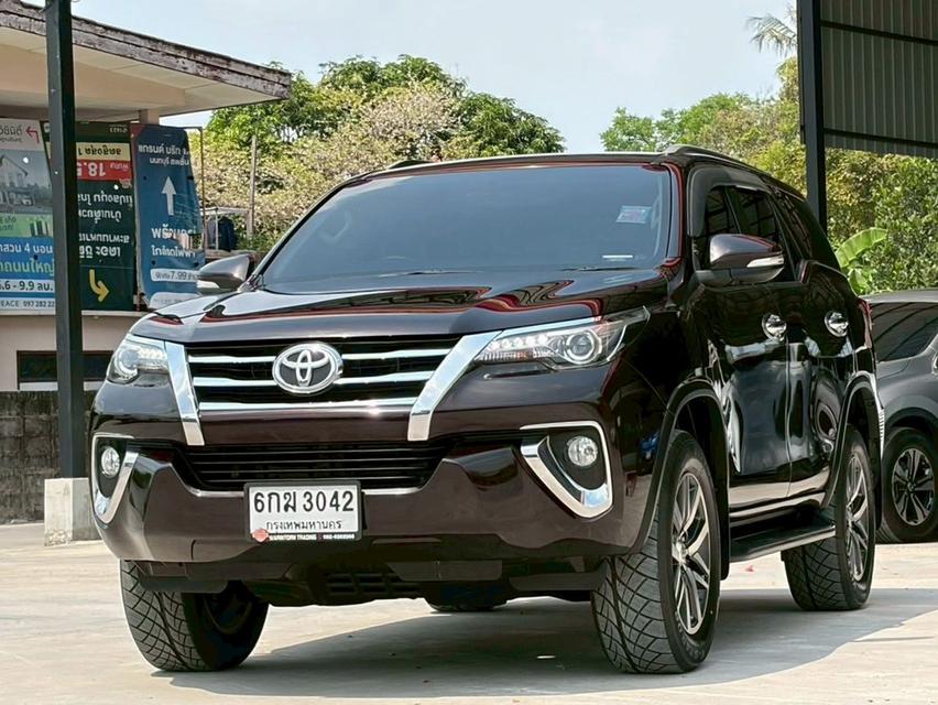 ปี 2017 TOYOTA FORTUNER, 2.4 V คู่มือBookserviceครบรับประกันตัวถังเดิม 100%