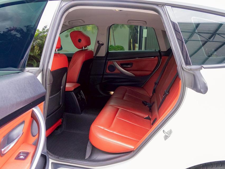 BMW 320d GT Sport ปี 2016 รูปที่ 11