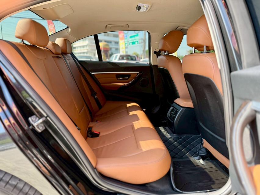 ปี 2016 BMW SERIES 3, 320d LUXURYโฉม F30 ปี12-20 สีดำ เครื่องยนต์ดีเซล รูปที่ 9