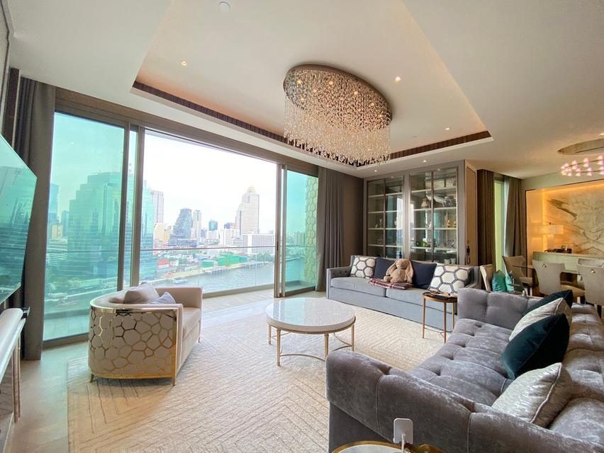 The residence at Mandarin - Luxurious 3 bedroom condominium for sale in Bangkok near iconsiam department store