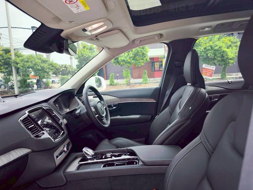 รหัสรถ KPV8 2025 Volvo XC90 Recharge AWD Inscription Plug-in Hybrid สีขาว เลขไมล์ 706 KM 6