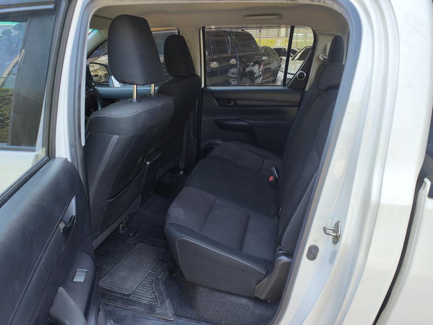 Toyota Revo 2.4 J D-Cab MT ปี 2018 10