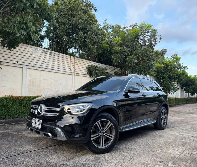 Mercedes-Benz GLC220d Avantgarde 2020 สีดำ รถสวยไมล์น้อย