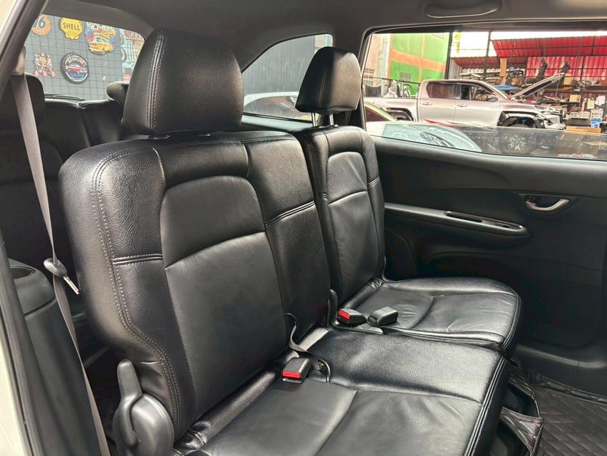 HONDA MOBILIO 1.5 RS ปี 2016 11