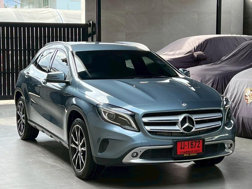 Mercedes-Benz GLA200 1.6 Urban SUV