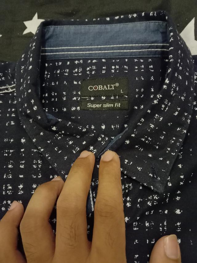 เสื้อเชิ้ตแขนยาวมือสอง สภาพดี ไม่มีตำหนิ คิดค่าส่ง 40 ใครสนใจทักมาครับ (ขอคนที่สนใจจริงๆครับ) 3