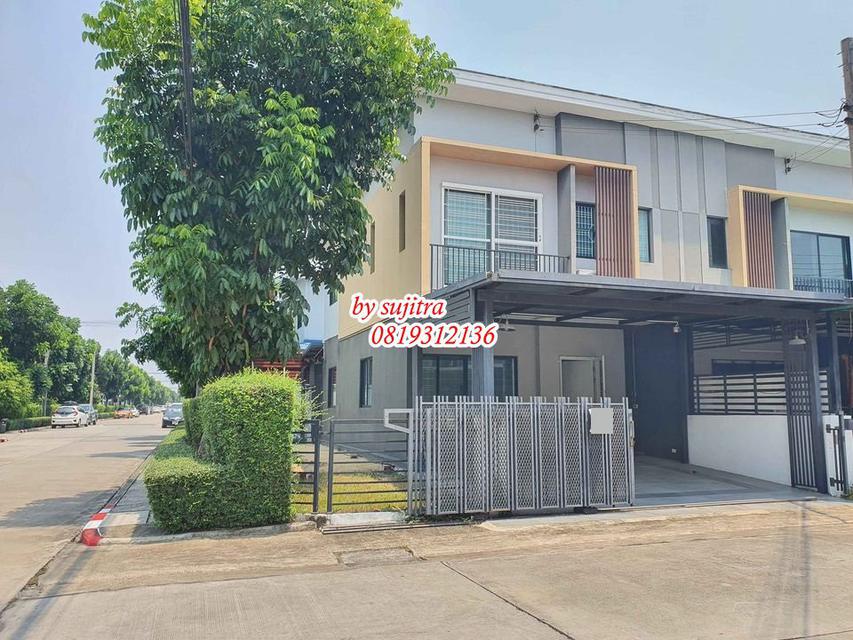 รูป ให้เช่า ทาวน์โฮม 2 ชั้น 32.2 ตรว.ห้องมุม อยู่THE CONNECT วัชรพล-เพิ่มสิน
