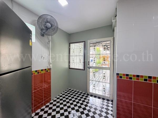 ทาวน์โฮม บ้านพฤกษา 60 รังสิต - บางพูน หลังมุม 15