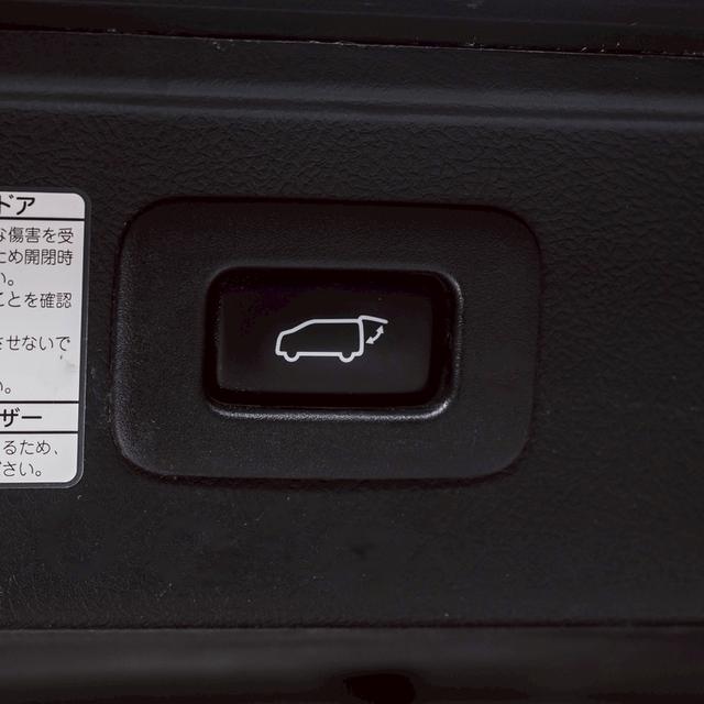 รหัสรถ TPV5551 Toyota Alphard 30 SC ปี 2023 3