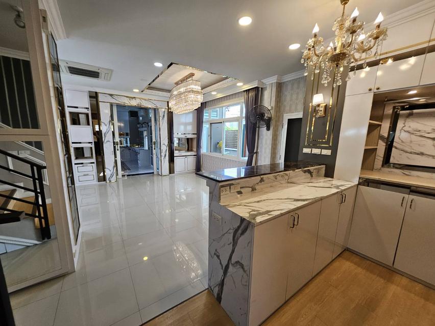 บ้านหัวมุม ทิศใต้ลมดีทั้งปี ตกแต่ง Modern Luxury พร้อมอยู่ (เจ้าของขายเอง) 5