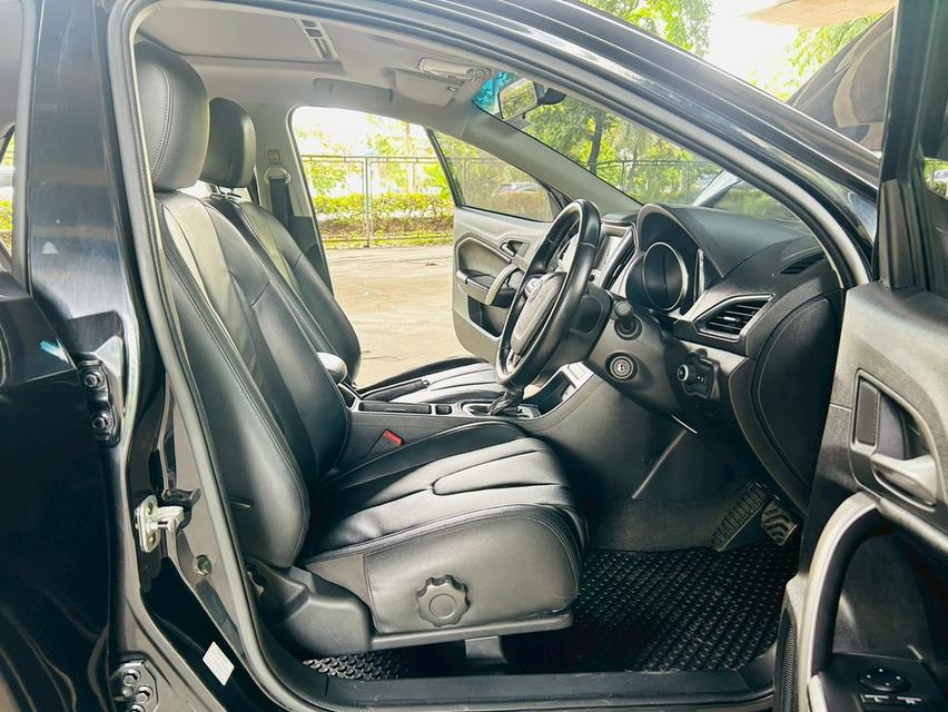 MG 5 1.5 Turbo X Sunroof AT 2018 14