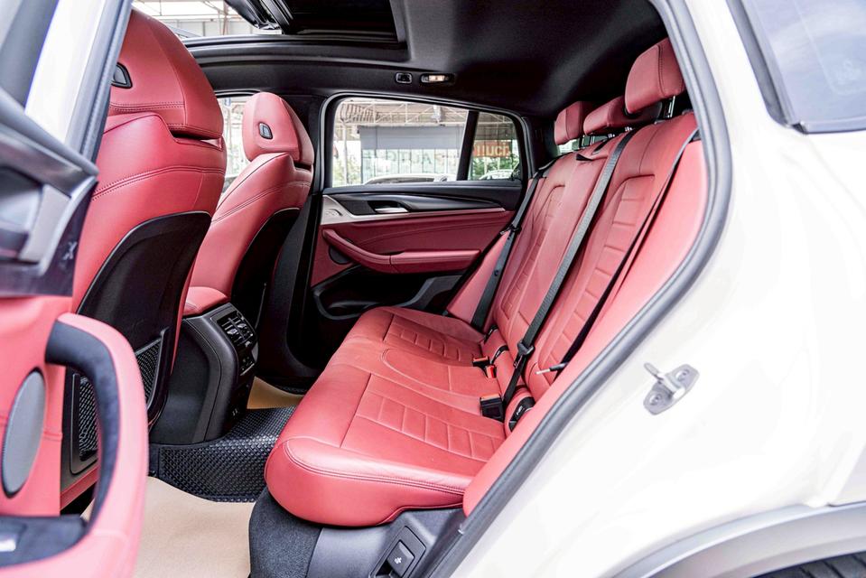 รหัสรถ NP2731 รุ่นรถ : BMW X4 XDRIVE20d M SPORT ปีรถ : 2021 15