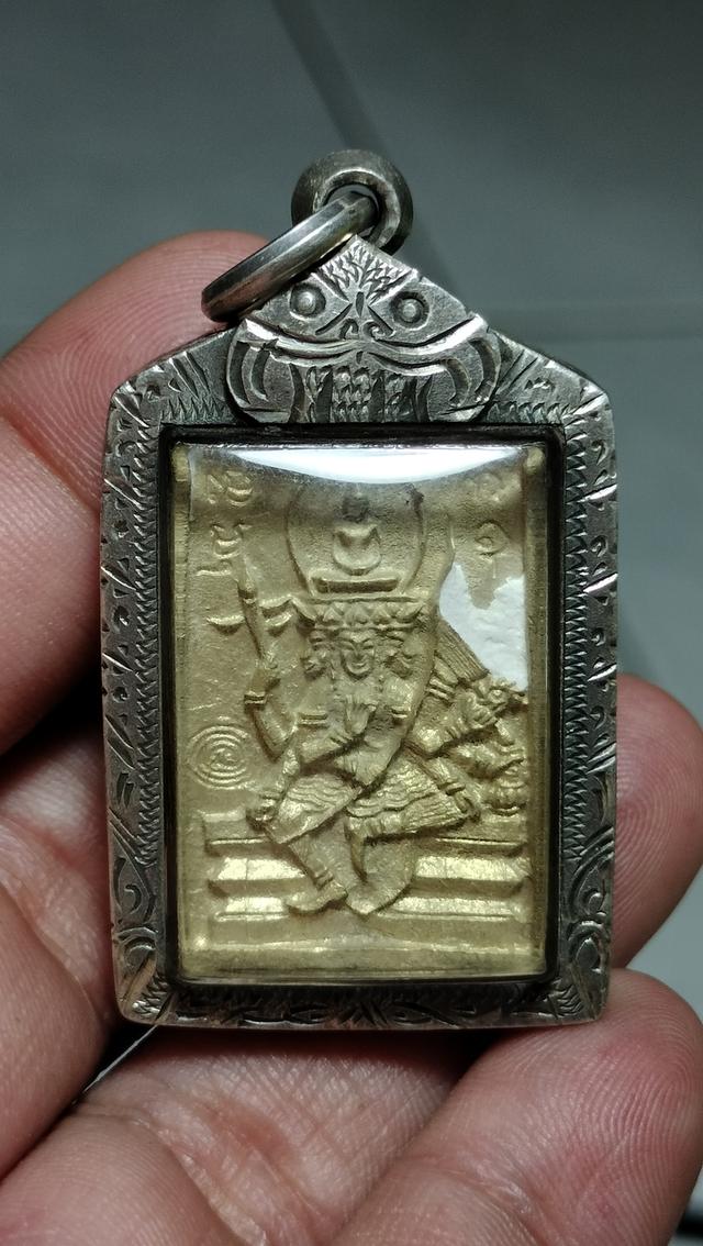 พระเครื่องเครื่องรางยอดนิยม