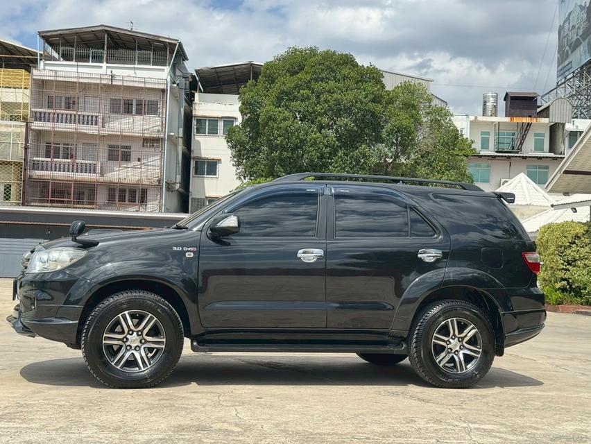 Toyota Fortuner 3.0V Trd 4x4 2010 รูปย่อยที่ 4